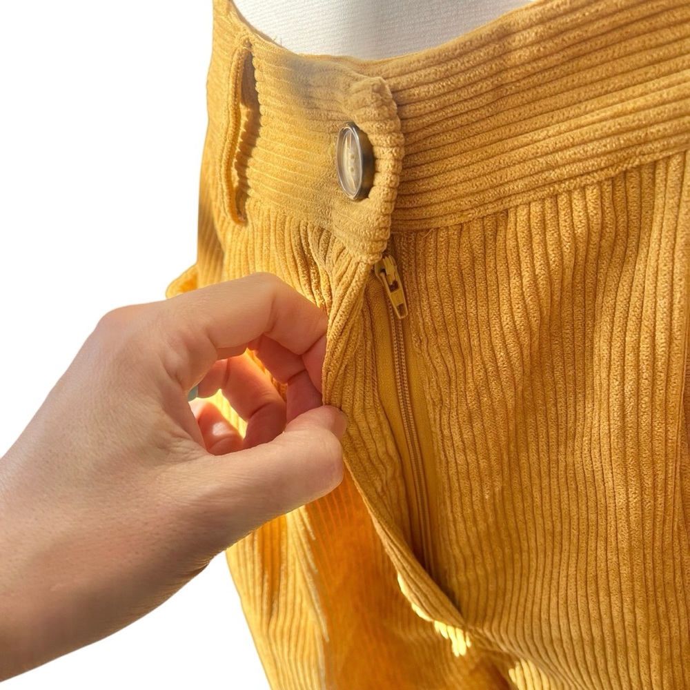 NWT High waisted relaxed fit pleated mustard yellow corduroy trousers 6 - Picture 11 of 16